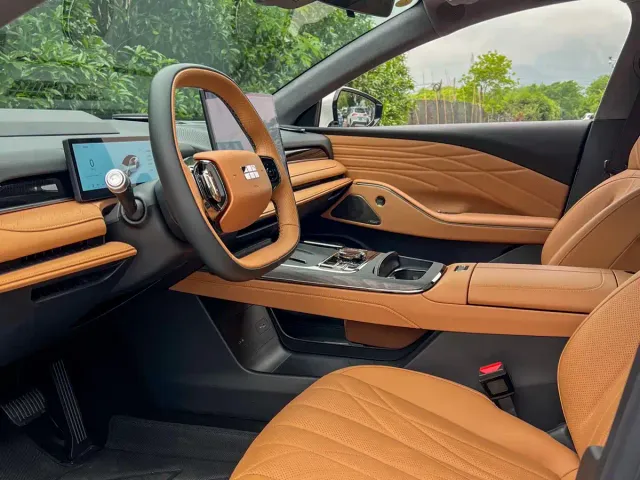 Geely Galaxy Xingyao 8 — Фото автомобиля 13