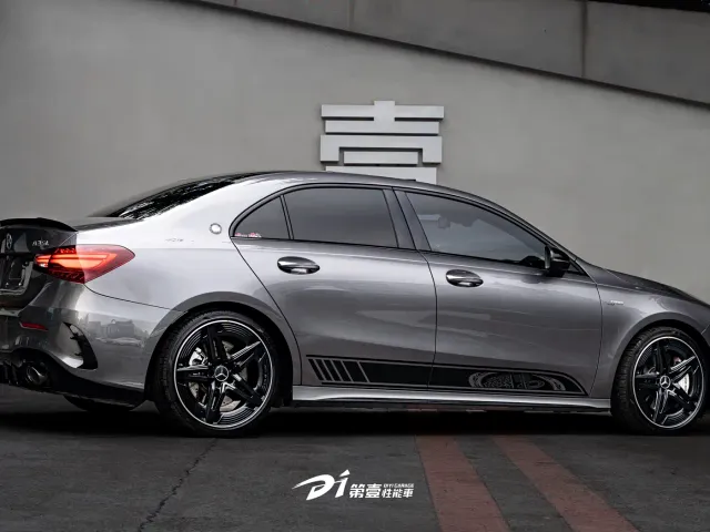 Mercedes-Benz A-Class AMG — Фото автомобиля 4