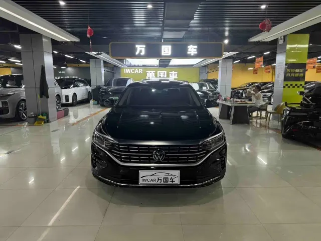 Volkswagen Passat — Фото автомобиля 4