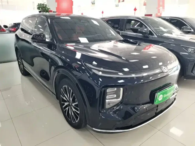 Changan Qiyuan Q07 — Фото автомобиля 3