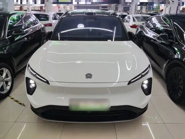 Nio ES6 — Фото автомобиля 2