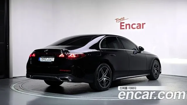 Mercedes-Benz E-Class W214 — Фото автомобиля 2