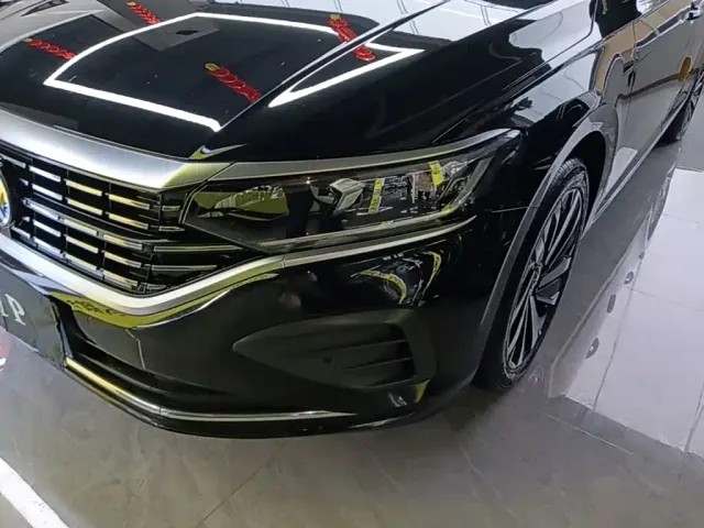 Volkswagen Passat — Фото автомобиля 23