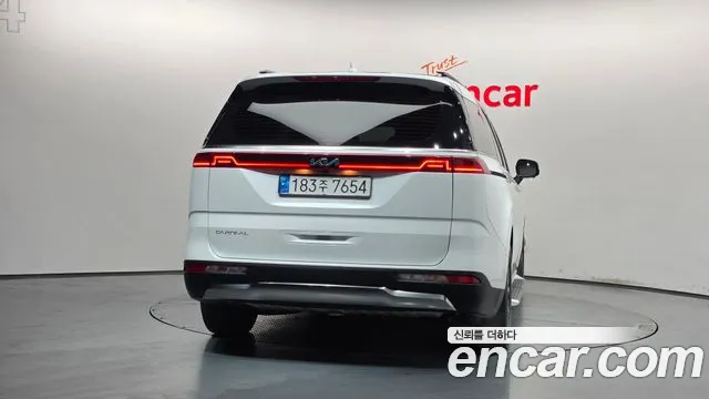 Kia Carnival 4th Gen — Фото автомобиля 4