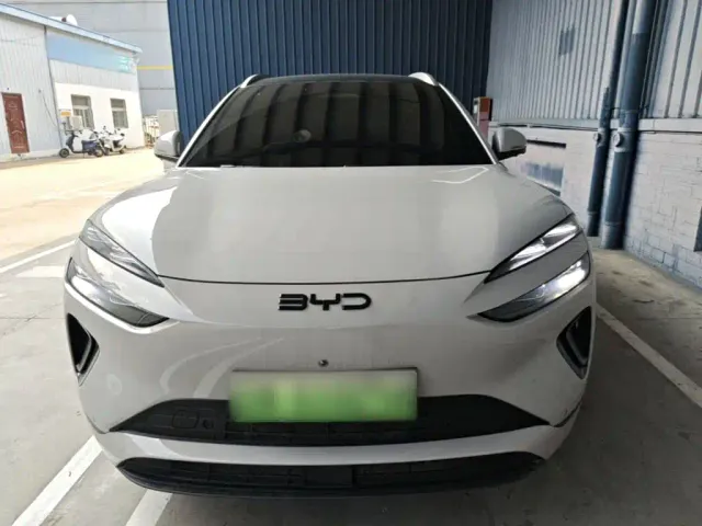 BYD Sealion 06 — Фото автомобиля 2