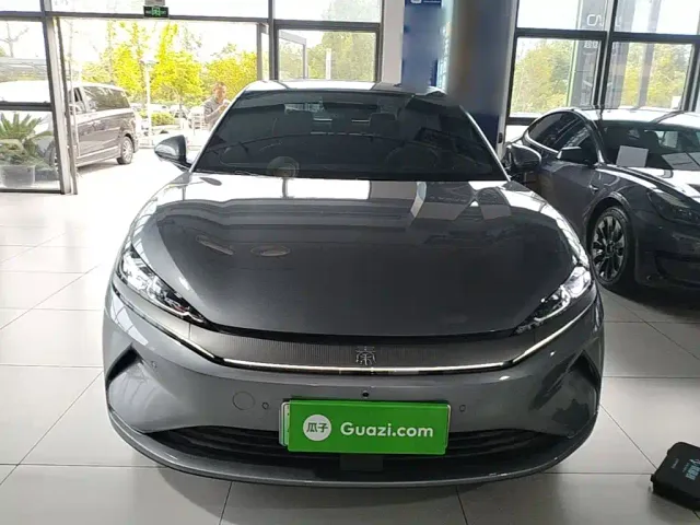 BYD Qin L — Фото автомобиля 2