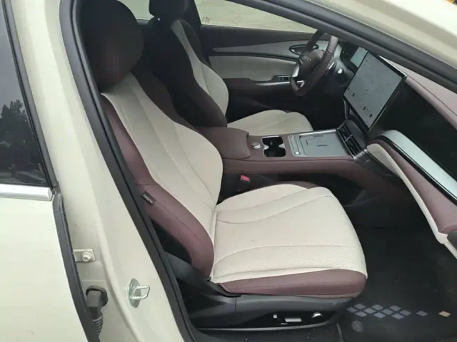 BYD Seal 07 DM-i — Фото автомобиля 24