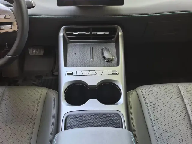 BYD Qin PLUS — Фото автомобиля 6