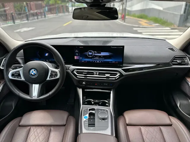 BMW i3 — Фото автомобиля 13