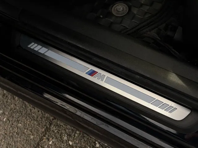 BMW 3 Series — Фото автомобиля 11