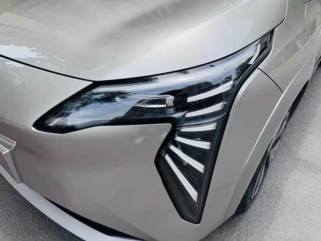 GAC Aion Y — Фото автомобиля 17