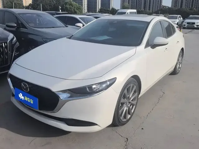 Фотография автомобиля — Mazda Axela