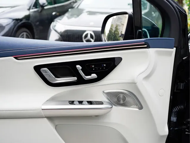 Mercedes-Benz EQE SUV AMG — Фото автомобиля 18