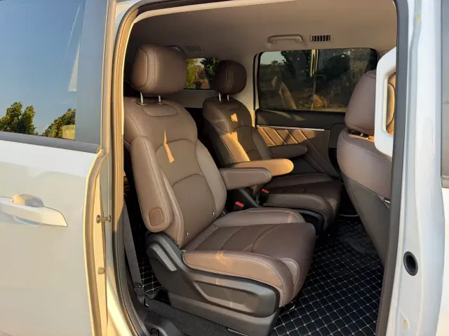 Wuling Starlight 730 — Фото автомобиля 14