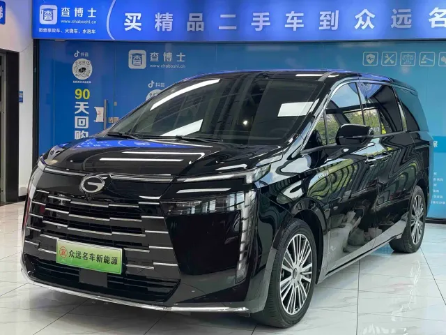 Фотография автомобиля — GAC Trumpchi E8