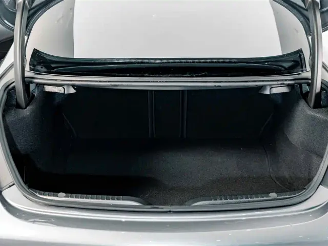 Mercedes-Benz C-Class — Фото автомобиля 20