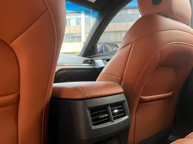 Cadillac CT4 — Фото автомобиля 13