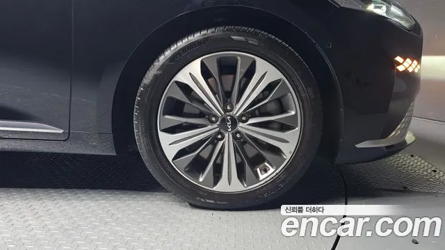 Kia K8 3.5 Бензин 2WD — Фото автомобиля 21