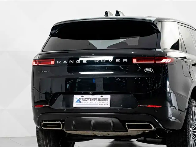 Land Rover Range Rover Sport — Фото автомобиля 7