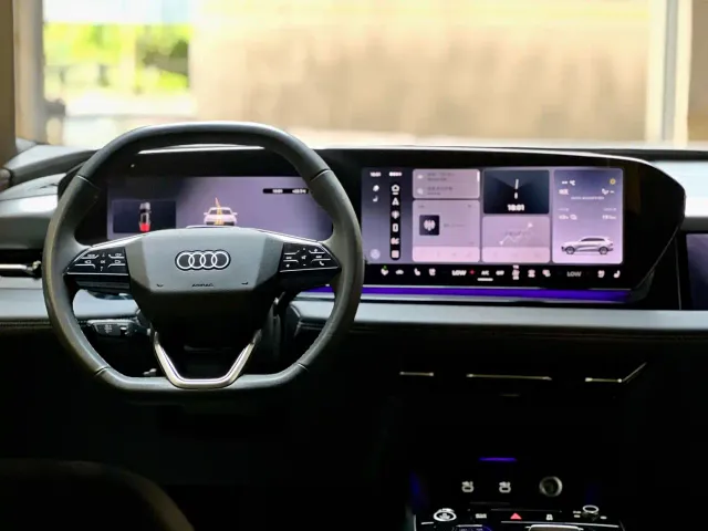 Audi Q6L e-tron — Фото автомобиля 7