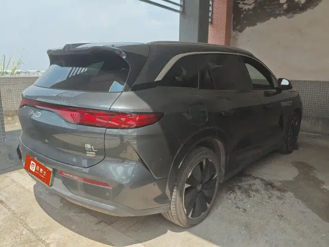 BYD Tang L — Фото автомобиля 4