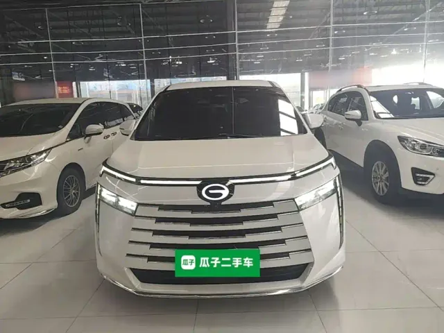 GAC Trumpchi E8 — Фото автомобиля 2