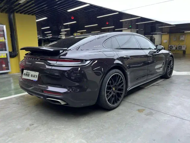 Porsche Panamera — Фото автомобиля 5