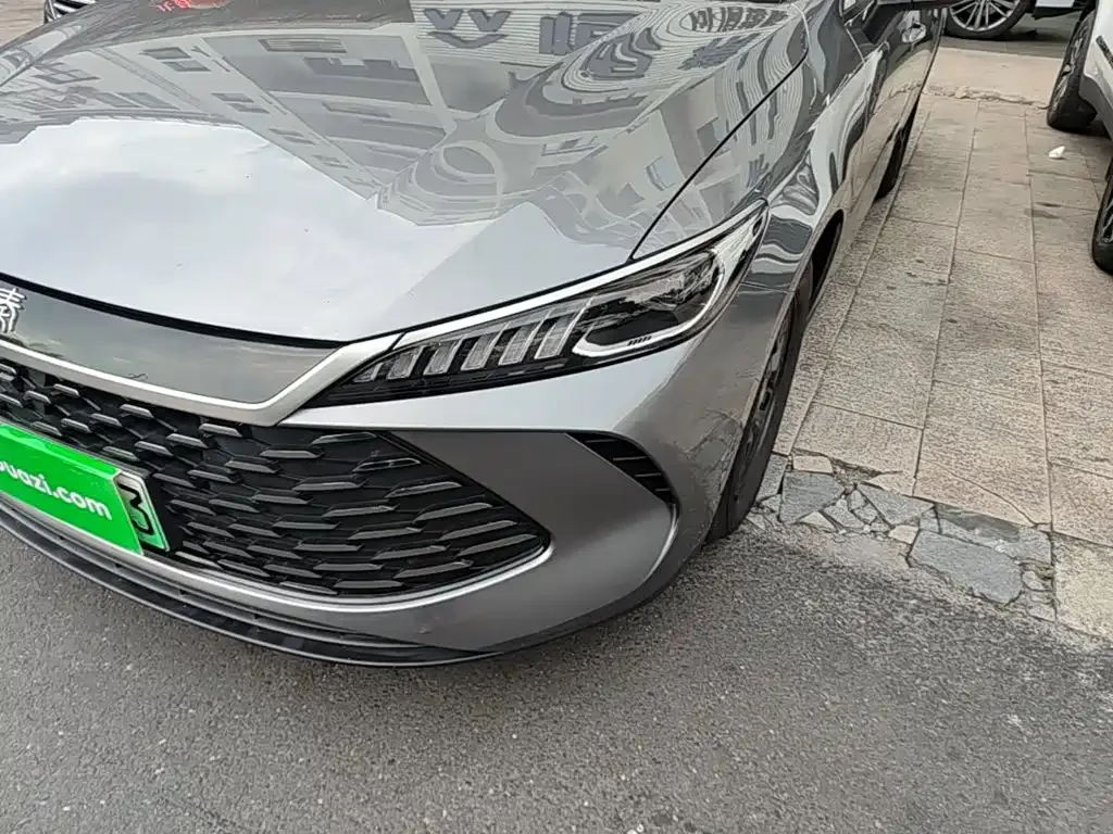 BYD Qin PLUS 2025 DM-i Smart Drive 55KM Leader — Фото автомобиля 23