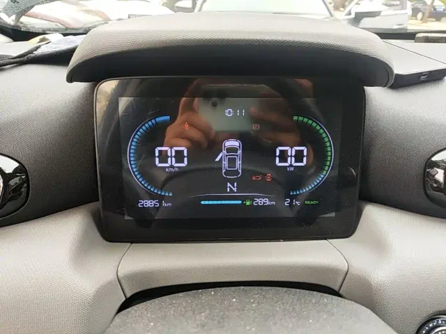 Leapmotor T03 — Фото автомобиля 11