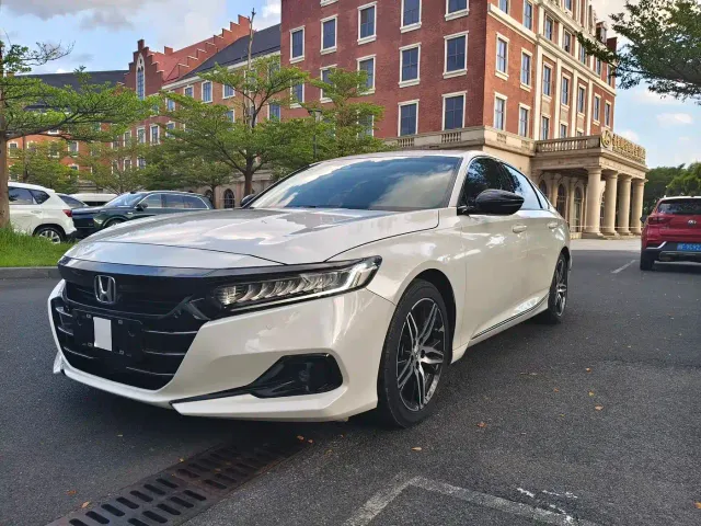 Фотография автомобиля — Honda Accord