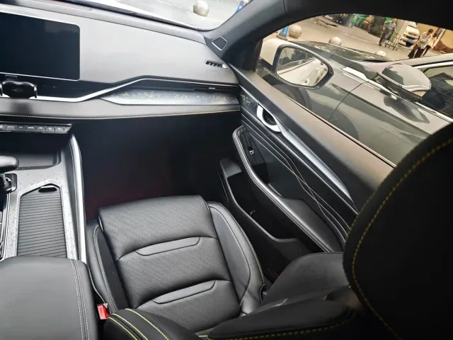 Geely Xingrui — Фото автомобиля 11