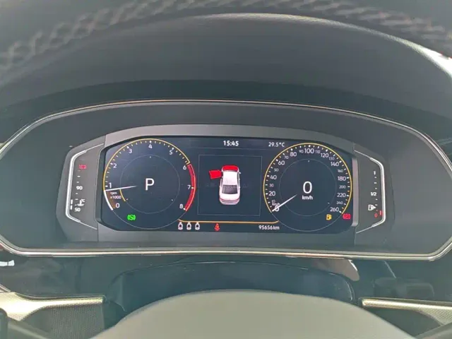 Volkswagen Passat — Фото автомобиля 11