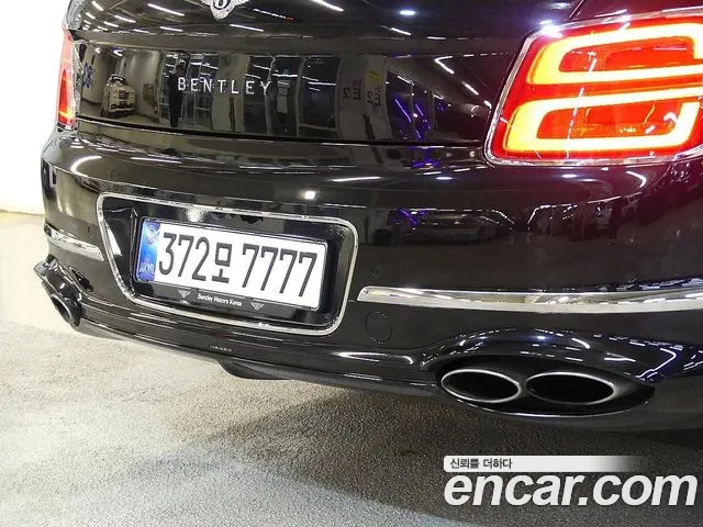 Bentley Flying Spur 3rd Gen — Фото автомобиля 7