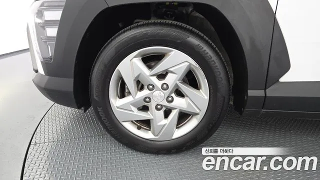 Hyundai Kona — Фото автомобиля 5