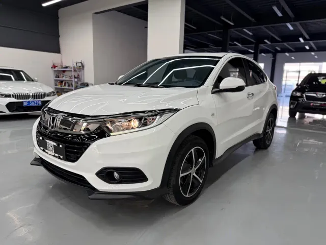 Фотография автомобиля — Honda Vezel