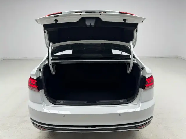 Volkswagen Bora — Фото автомобиля 10