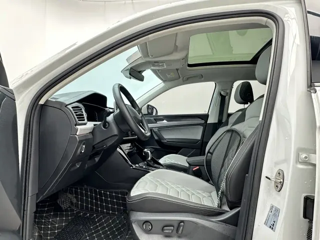 Volkswagen Tayron — Фото автомобиля 4