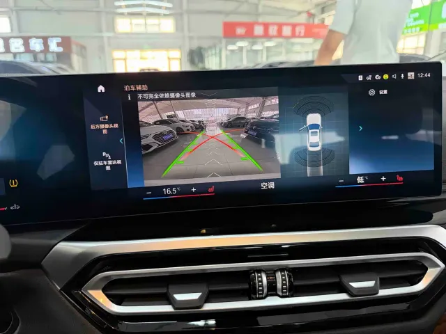 BMW 3 Series — Фото автомобиля 13