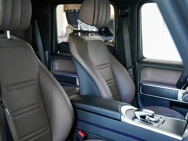 Mercedes-Benz Mercedes-Benz G-Class 2023 G 500 — Фото автомобиля 13