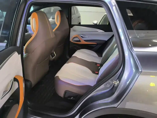 BYD Song Pro — Фото автомобиля 16
