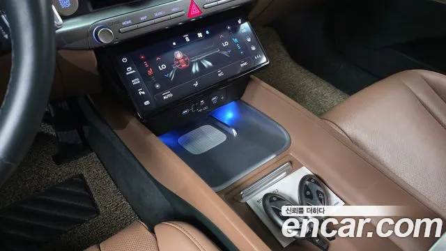 Hyundai Grandeur GN7 — Фото автомобиля 15