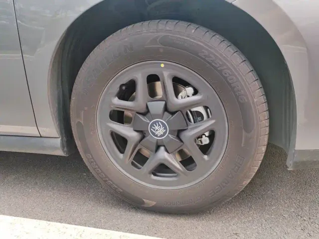 BYD Qin PLUS — Фото автомобиля 8