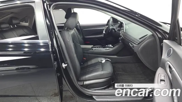 Hyundai Sonata Sonata (DN8) 2.0 LPG(Для проката) — Фото автомобиля 26