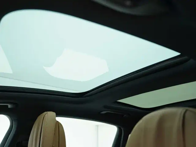 Mercedes-Benz E-Class — Фото автомобиля 10