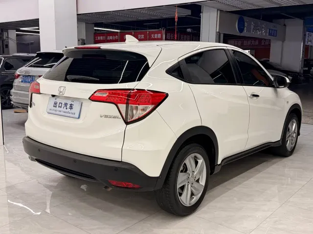 Honda Vezel — Фото автомобиля 6