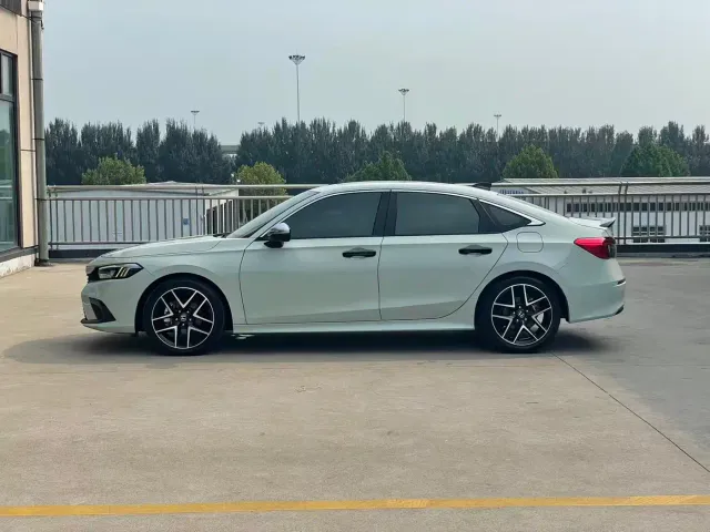Honda Civic — Фото автомобиля 7