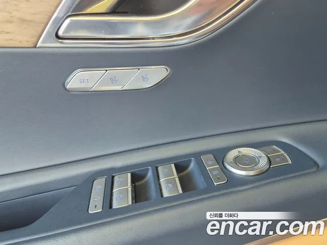 Genesis GV80 — Фото автомобиля 18