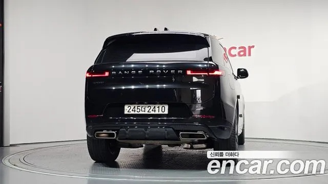 Land Rover Range Rover Sport — Фото автомобиля 4