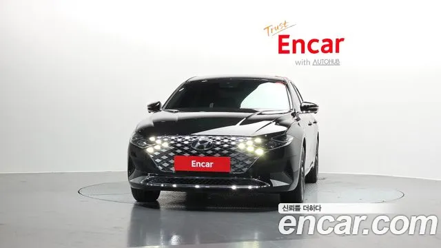 Hyundai Grandeur — Фото автомобиля 3