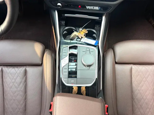 BMW 3 Series — Фото автомобиля 11